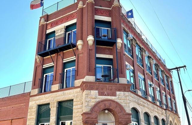 2E Historic Square View