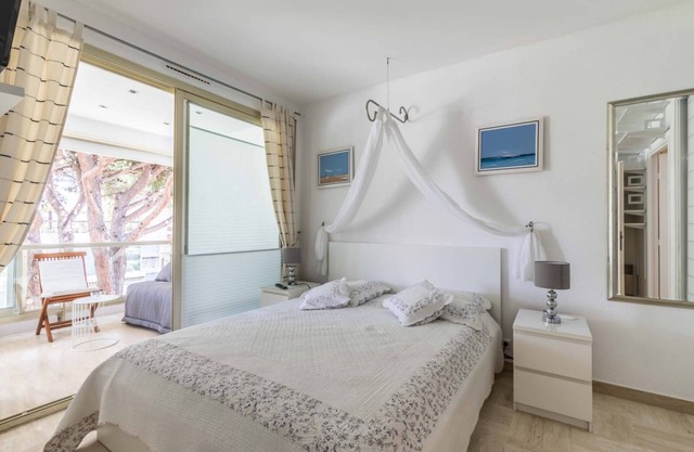 2PDM 2 rooms with wifi in a residence with swimming pool.