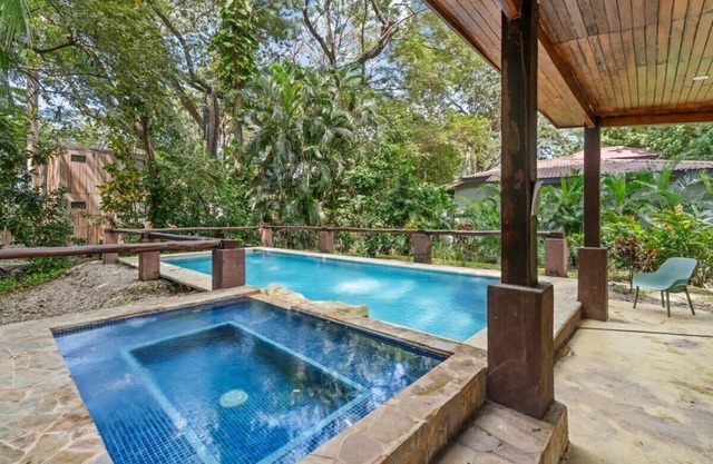 3-BD Beauty 1 Block from Beach