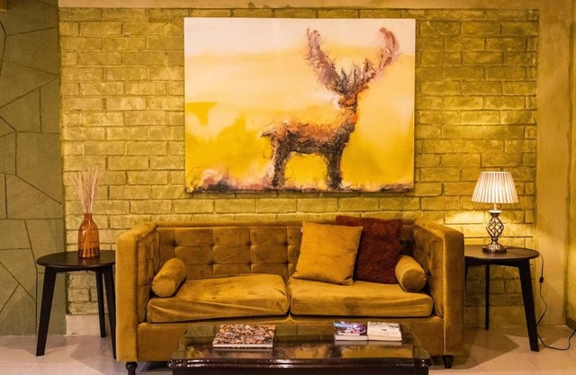 3 Bd house steps from Santo Domingo