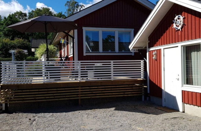 3 bedroom accommodation in Klövedal