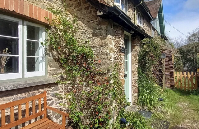 3 bedroom accommodation in Lynton