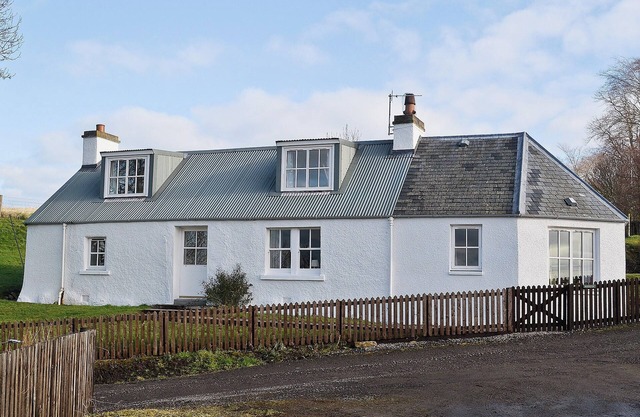 3 bedroom accommodation in Bayfield, Nigg