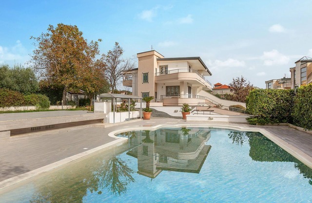 3 bedroom amazing home in Caserta