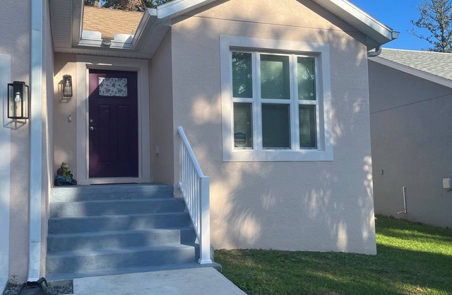 3-bedroom house in perfect Tampa with AC, WiFi. Enjoy your stay