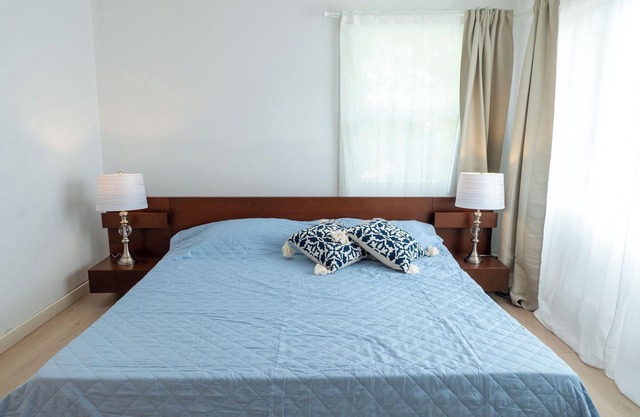 3 min from Ferry to Old Quebec Central Cosy 3-bedroom Levis Centre
