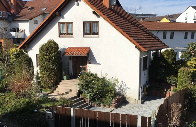 3-roomed apartment for 4 pers. with balcony, WLAN, TGL bathroom. 30 Min. To Frankfurt