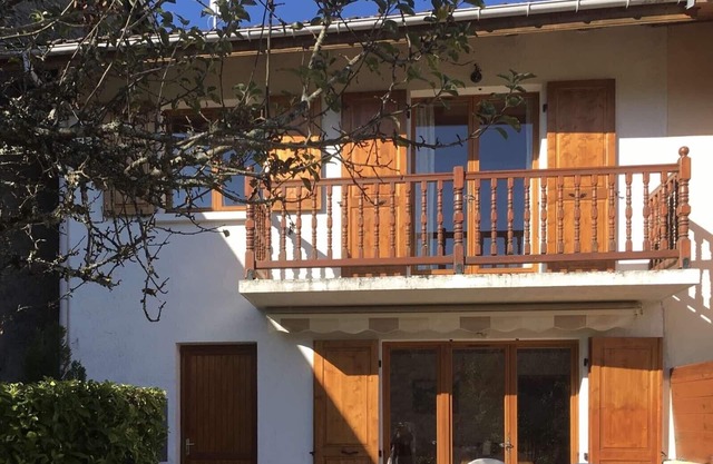 3-star lake view gîte
