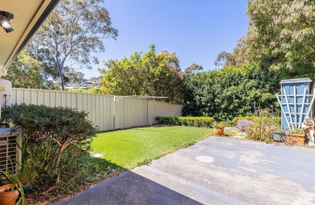4-49 Bonito St - small dog friendly, air con & Wi-Fi