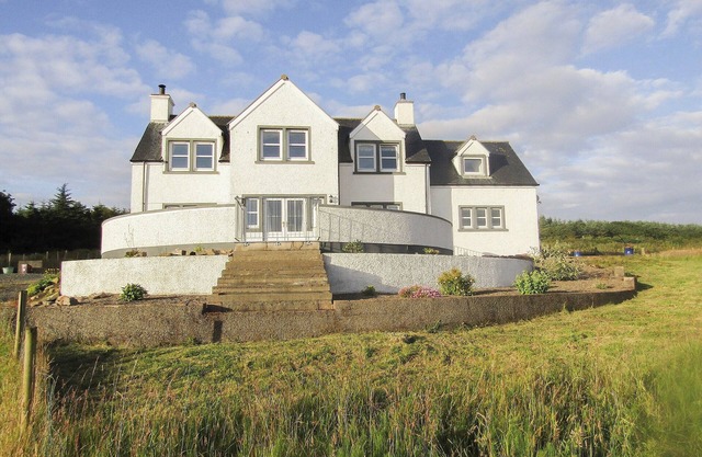 4 bedroom accommodation in Portpatrick, near Stranraer