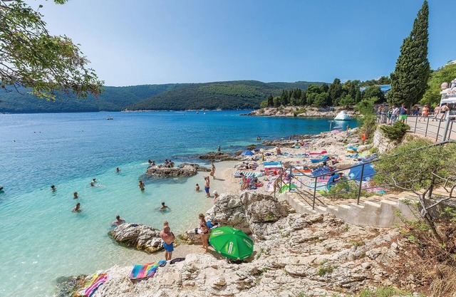 4 bedroom accommodation in Labin