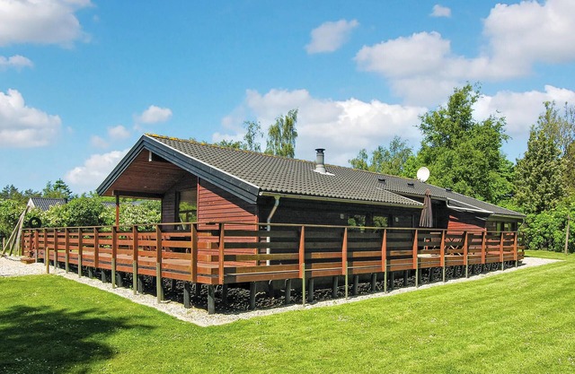 4 bedroom awesome home in Tranekær