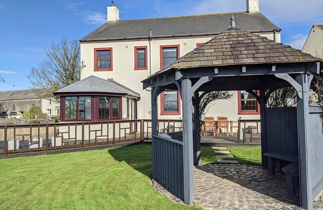 4 bedroom accommodation in Mawbray near Allonby