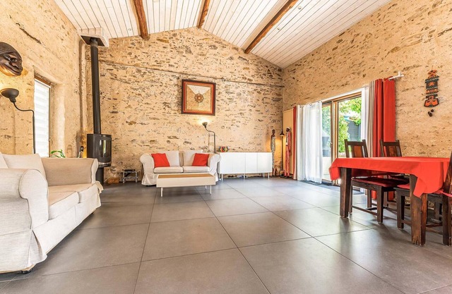 4 bedroom gorgeous home in Bouguenais