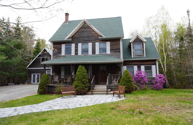 4 BR Sleeps 11 just minutes from downtown Bar Harbor and Acadia National Park