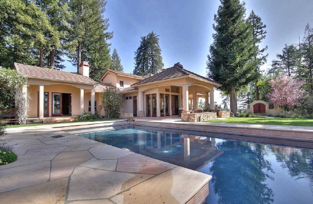 4 Couples or 2 Families, Private and Prime Location, Pool and Hot Tubnnnn