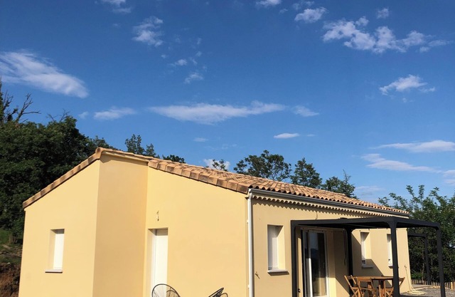 4-person gite with swimming pool