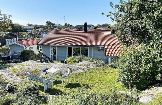 4 star holiday home in SKÄRHAMN-By Traum