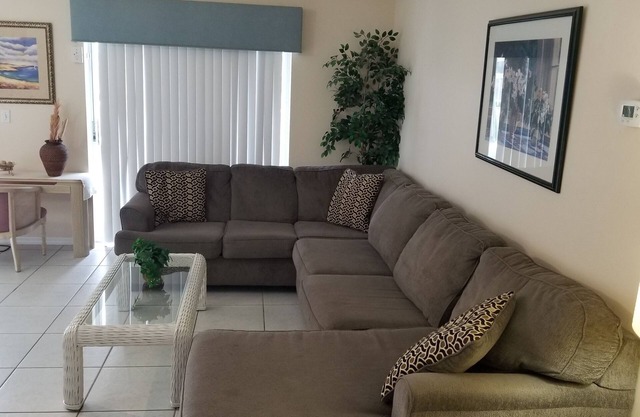 4br king master pool wifi minutes to disney, granite counters, tiled flooring