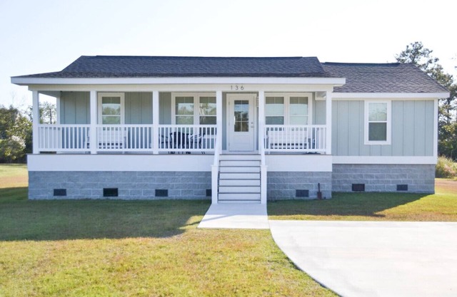 4BR Soundfront cottage |Private Dock|Fishing|