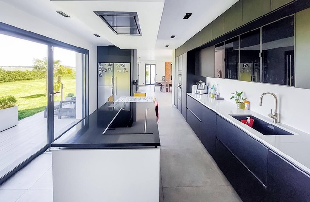 5 bedroom accommodation in Pierre-Levée
