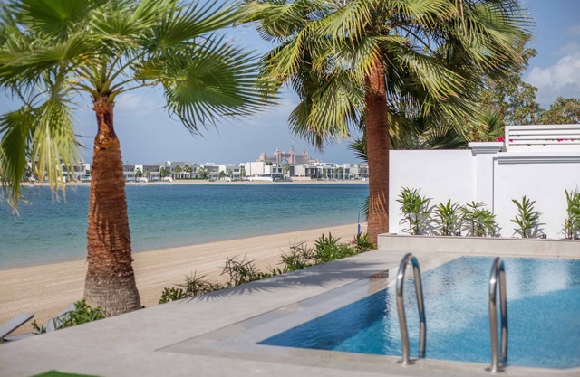 5-br Renovated Villa on the Palm Jumeirah