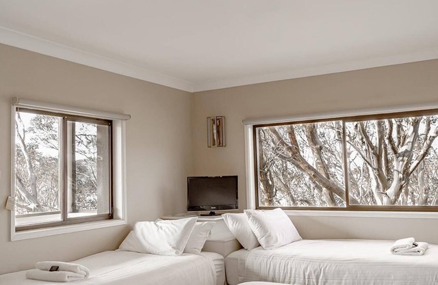 5 Share - 5 Share Room - Mt Perisher Views