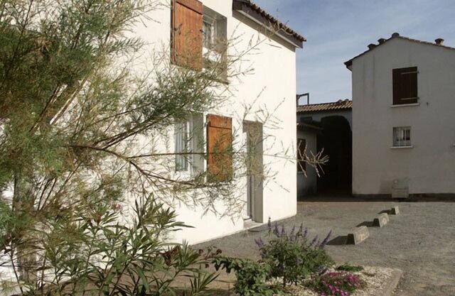 50 m from the beach: Villa with 2 bedrooms for 4/5 pers. 2 *, Internet, WiFi