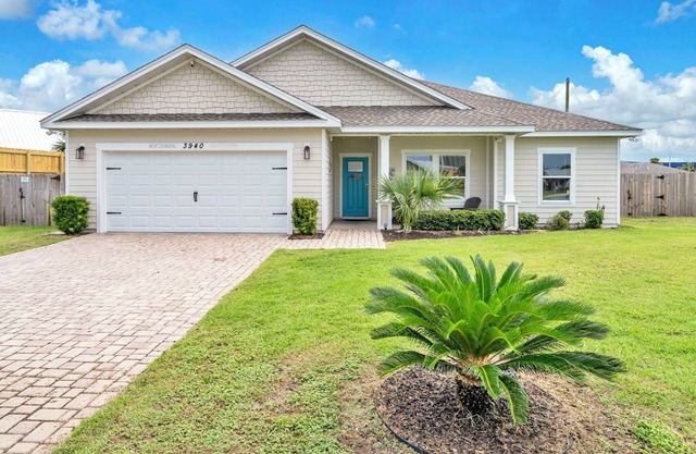🌴530 Yards to Beach-Pet Friendly-Beachside Sunrise🌴