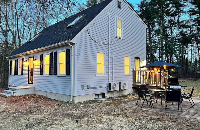 5min from the Gillette Stadium! Sleeps 12 people! - Pet-Friendly !nnn
