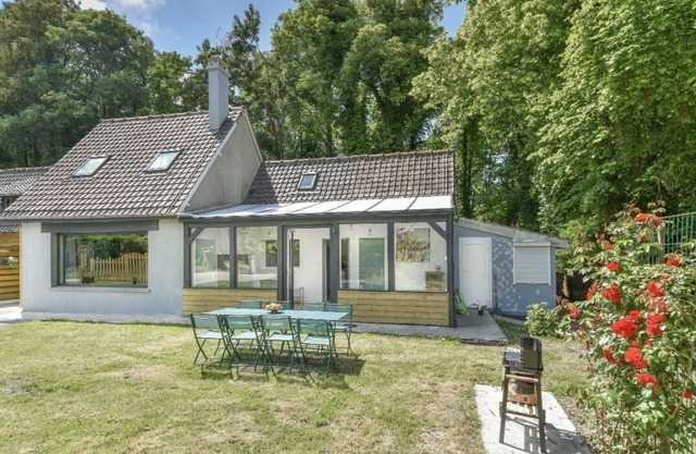 6/8 person apartment with garden, forest and 5 min from the beach