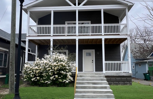 6 BR, 4BA Franklin, IN Home