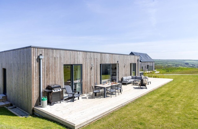 6 The Vista, Willingcott Nr Woolacombe - Hot tub/Pet friendly/On-site pool/EV Charger/Ecohome