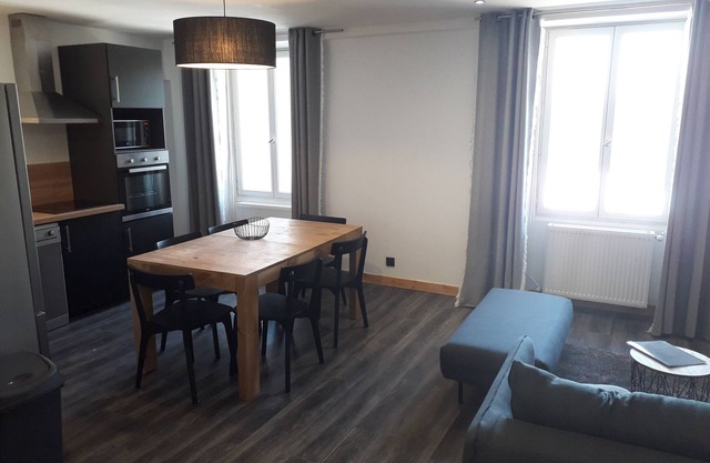 8-10 Pers apartment in the heart of the Chartreuse at the foot of the ski slopes