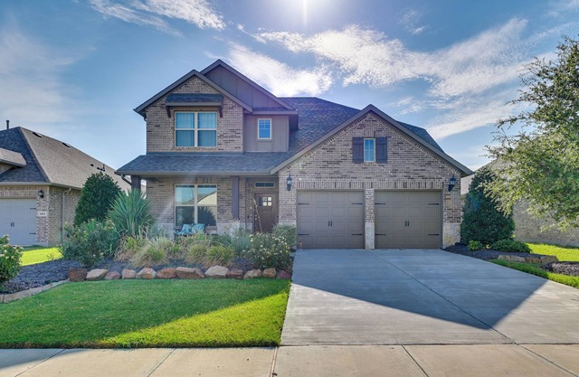 9 Mi to Frisco Square: Stylish Home w/Backyard