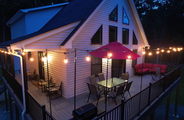 A safe, modern house in the woods just minutes from downtown Jim Thorpe