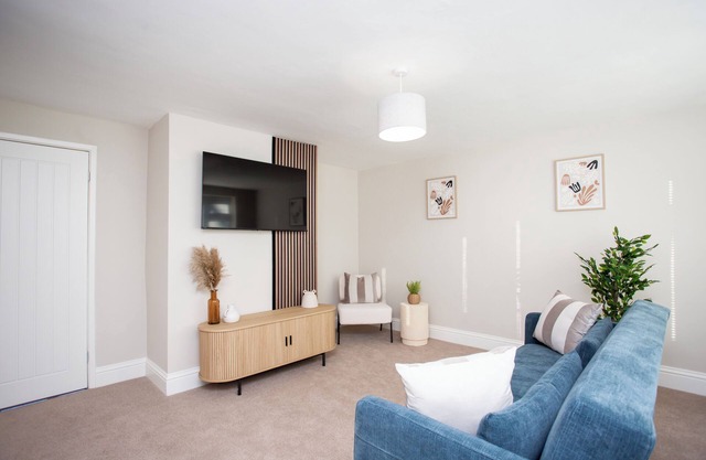 A1 Connection | Free Wifi | Parking | Vacant Nests