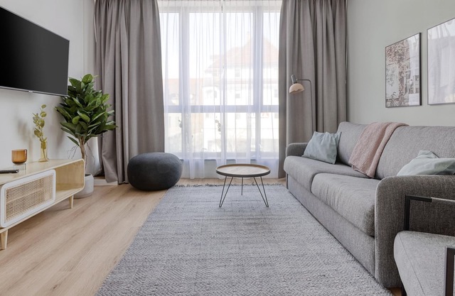 Aalen Reichsstädter Str | Suite + Sofa Bed