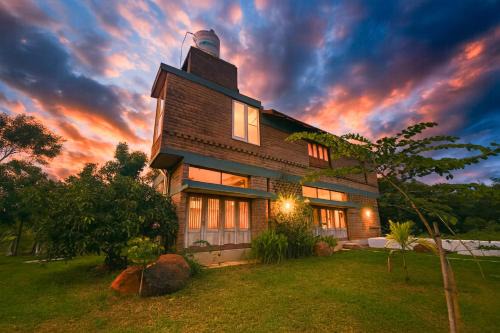 Aayuni Farmstay