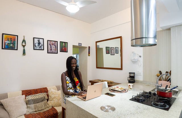 Aconchego da Glória 5 minutes from the metro, beaches and perfect for Home Office