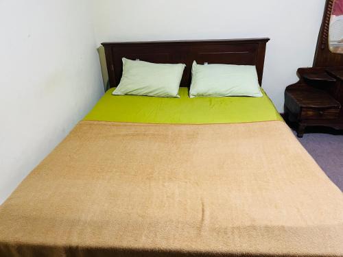 Adams View Rooms