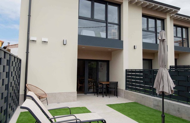 ADAPTED DUPLEX-DAWNHOUSE in beach and mountain area