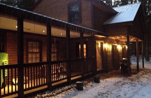 Adirondack Cabin On Beautiful Lake Brantingham, NY