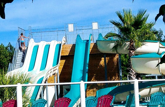 Adorable 4* air-conditioned mobile home in a peaceful setting between forest and ocean wifi/early arrival