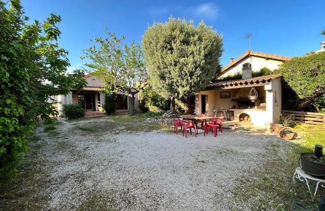 Agréable maison provençale avec jardin