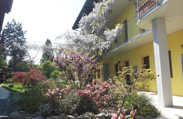 Agriturismo Tra Serra E Lago