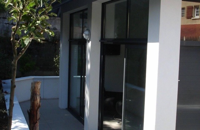 AIR-CONDITIONED BEACH HOUSE ANGLET 4 STARS