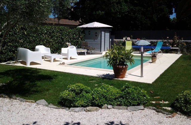 Air-conditioned self-contained studio with private pool in villa near Carcassonne
