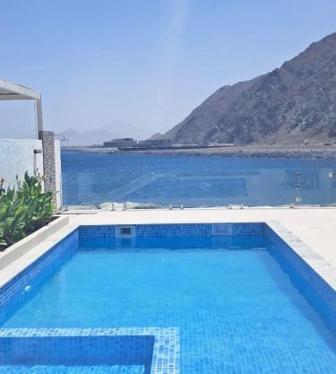 Al Dana H2O Luxury Villa