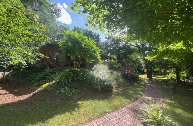 Alan's Place in Warburton